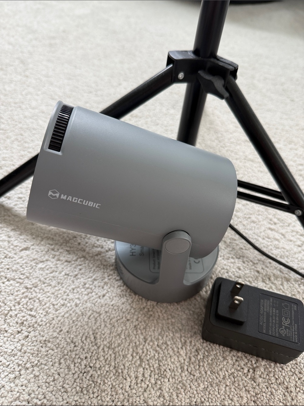 Magcubic Smart projector Pro